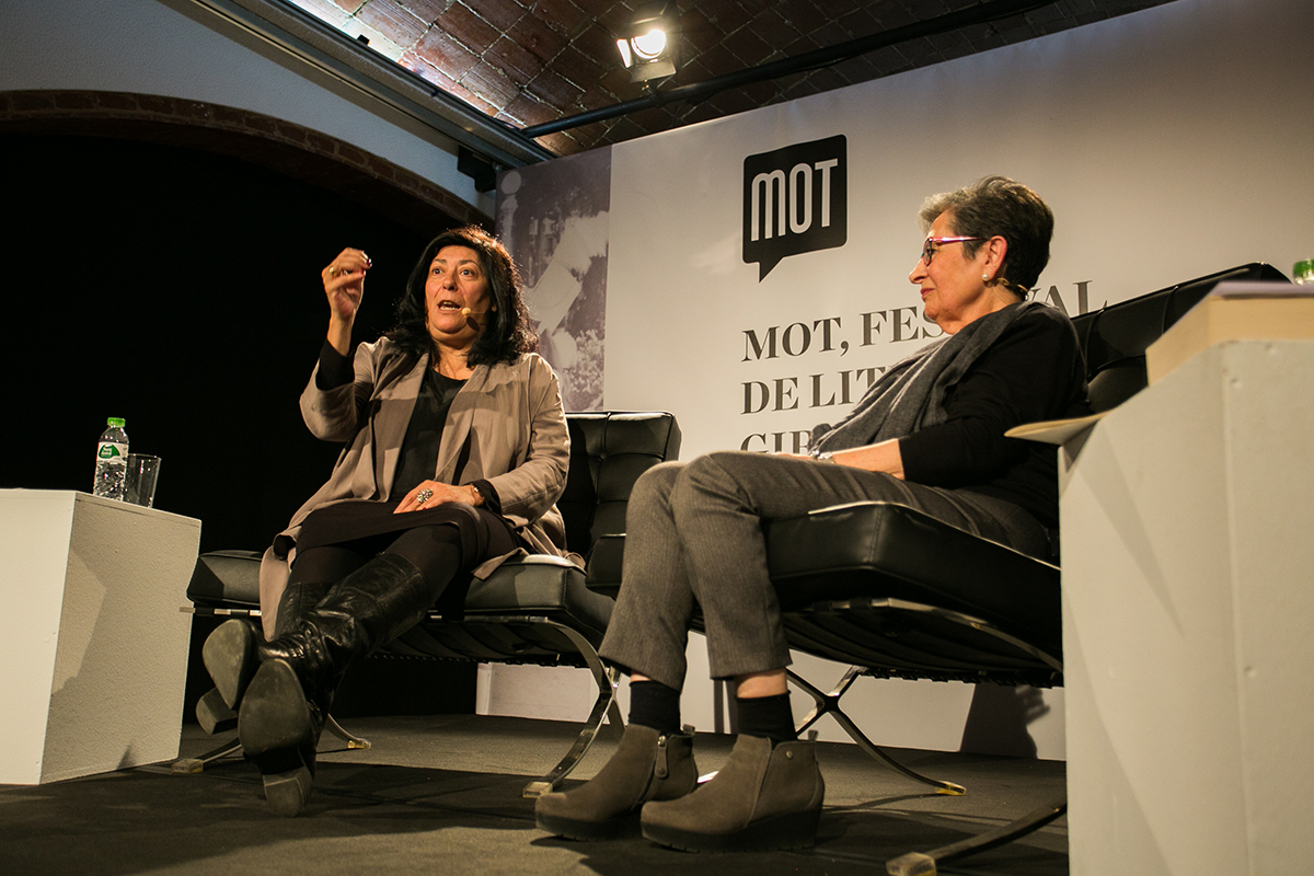 Almudena Grandes, conversant amb Anna M. Garcia al MOT 2017. Foto: Martí Albesa.